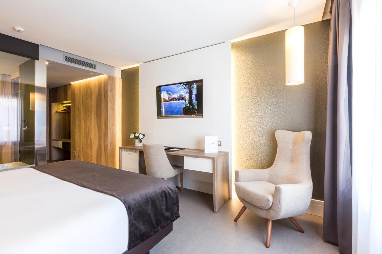 Hotel & Spa Ciudad De Binéfar Eksteriør bilde