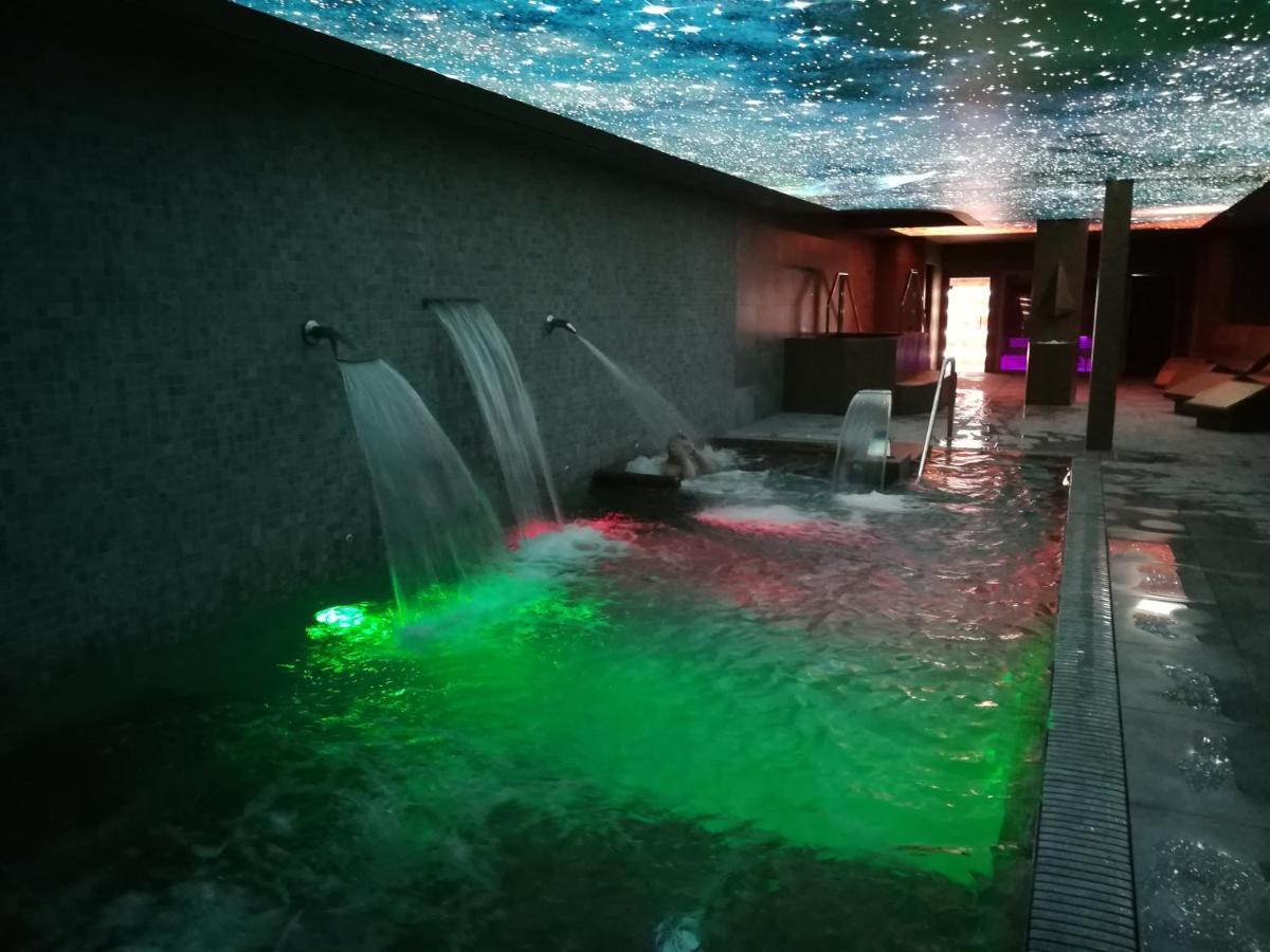 Hotel & Spa Ciudad De Binéfar Eksteriør bilde